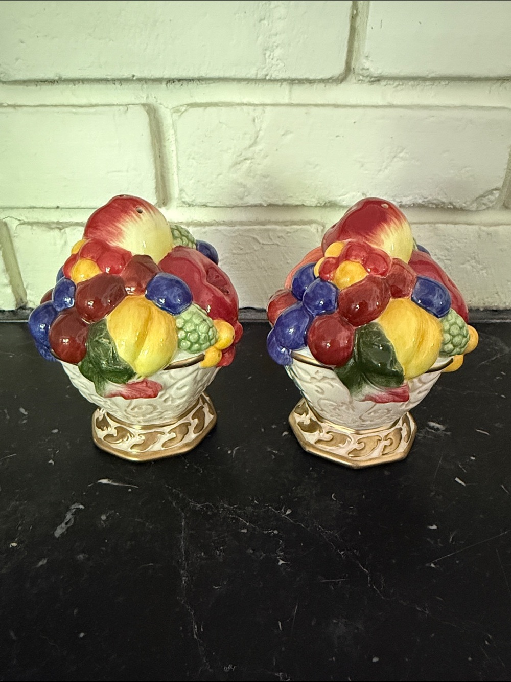 Fitz & Floyd Fruit Basket Salt & Pepper Shakers